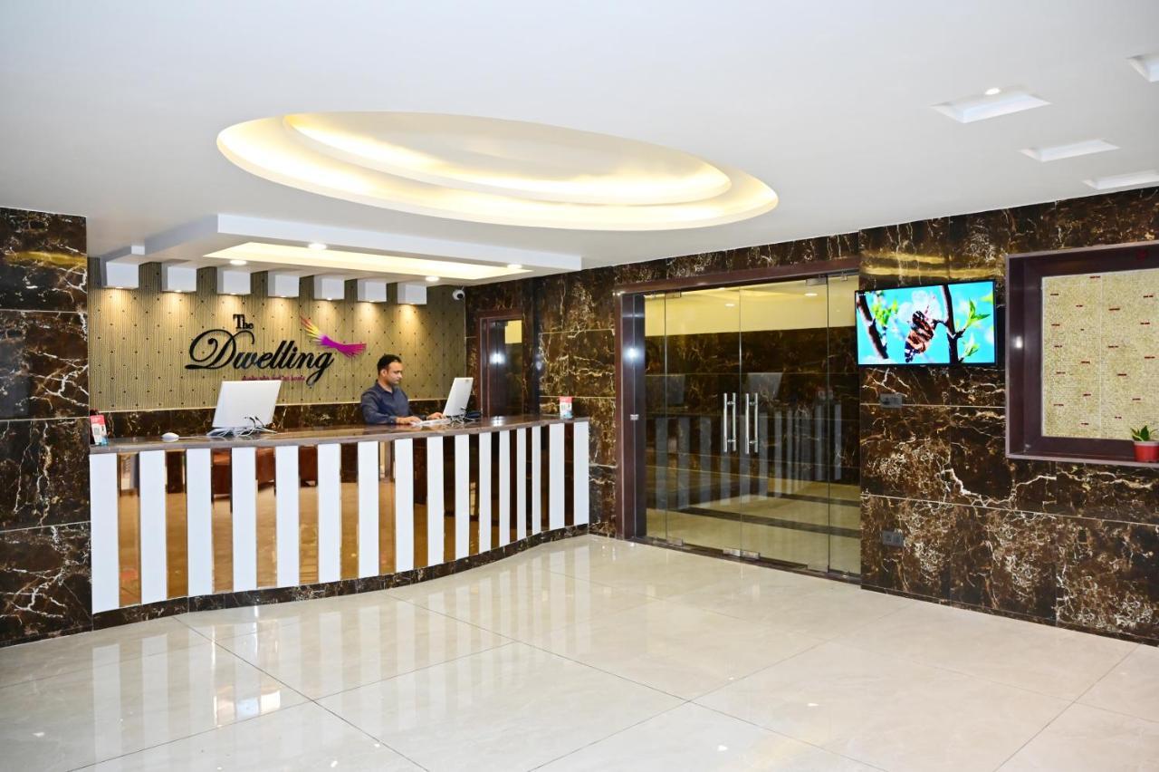 The Dwelling Inn Greater Noida Esterno foto