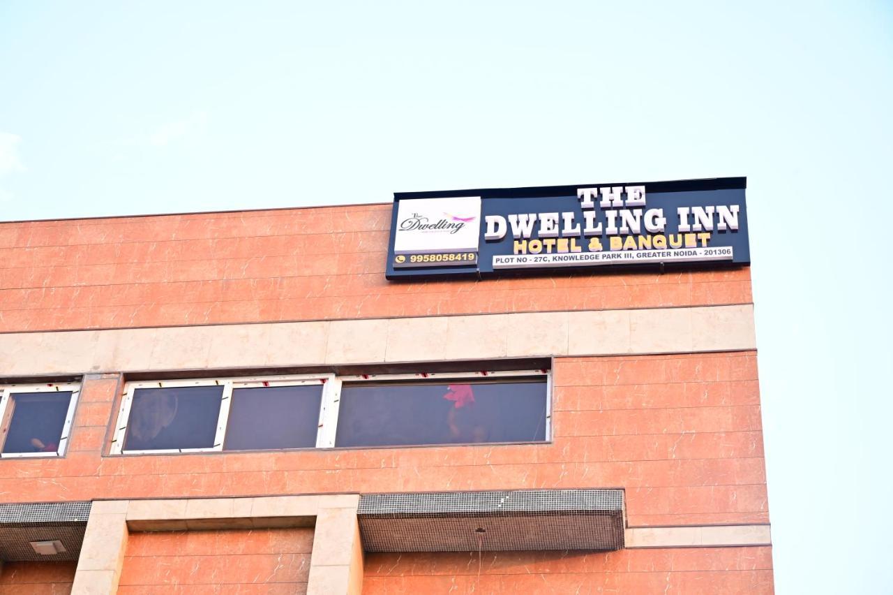 The Dwelling Inn Greater Noida Esterno foto